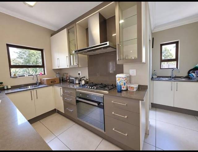 3 BEDROOM CLUSTER FOR SALE IN EYE OF AFRICA